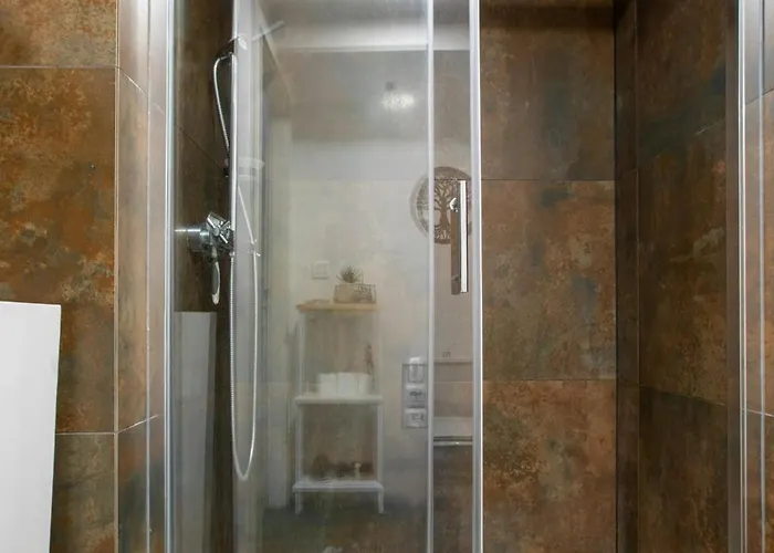 Hyper Centre The Factory *